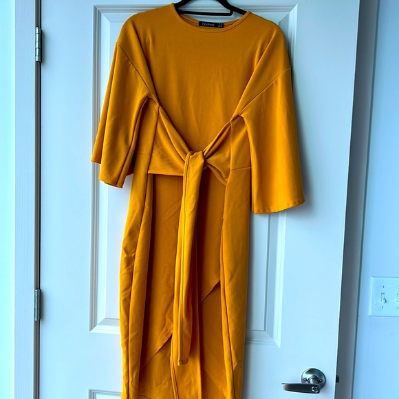 PLUS KIMONO SLEEVE WRAP OVER MIDI DRESS - Picture 1 of 3